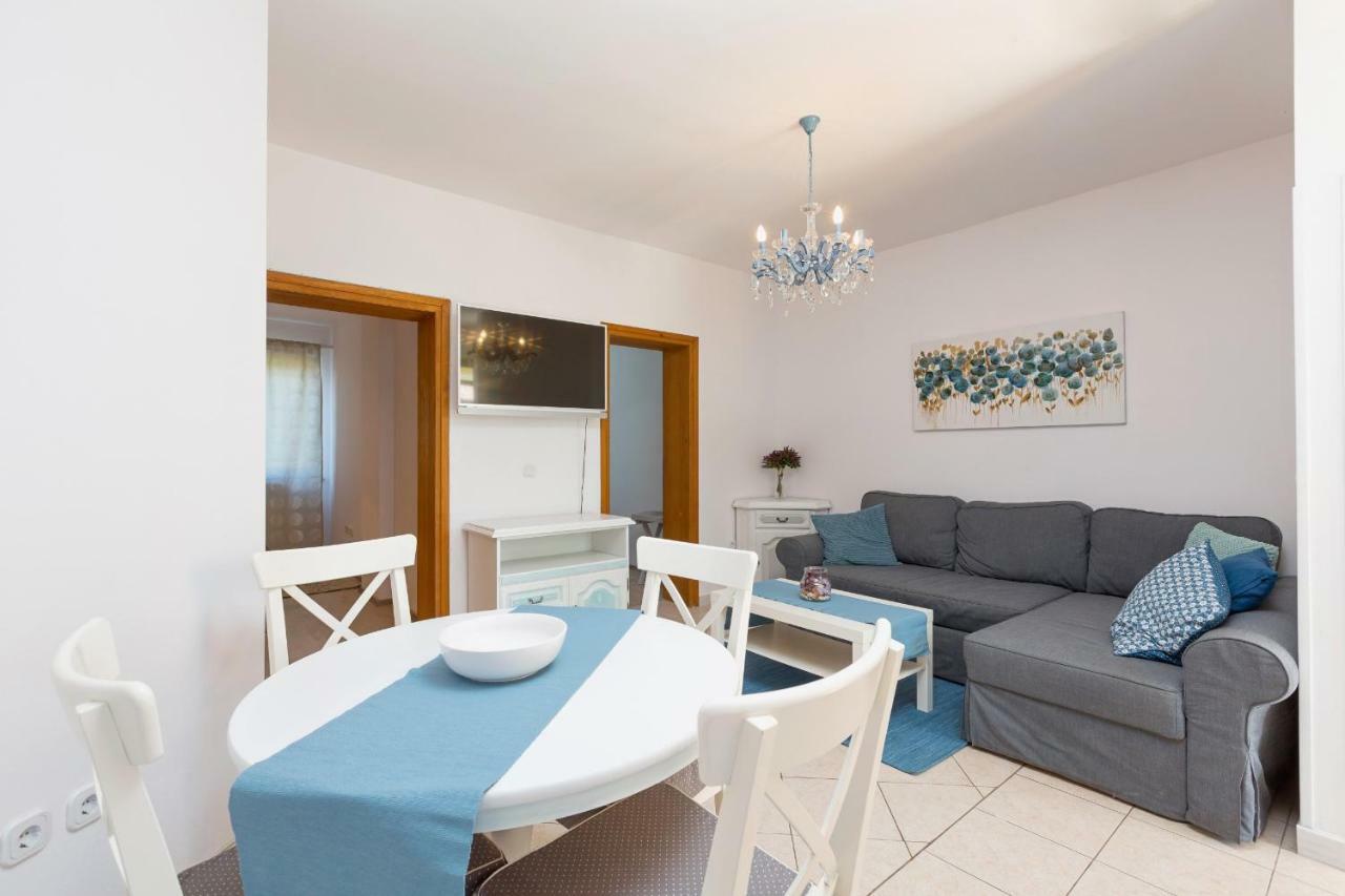 Blue Place W. Terrace Lejlighed Poreč Eksteriør billede